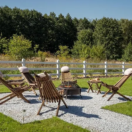 Staymoovers - Manialand Pod Krakowem Paszkówka