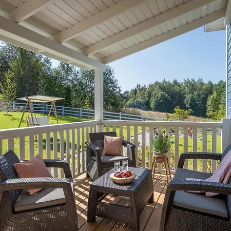 Staymoovers - Manialand Pod Krakowem * Paszkówka