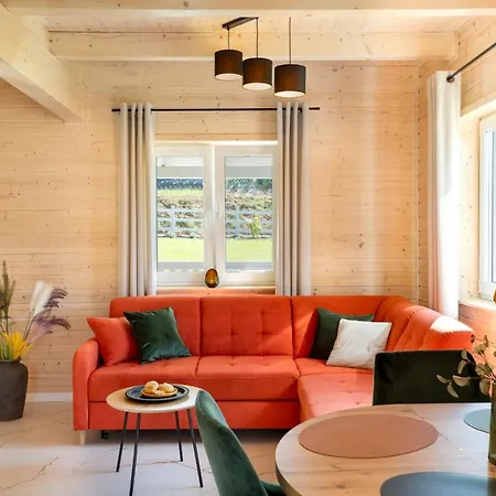 Staymoovers - Manialand Pod Krakowem * Paszkówka