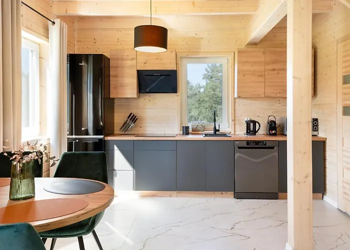 Staymoovers - Manialand Pod Krakowem Paszkówka