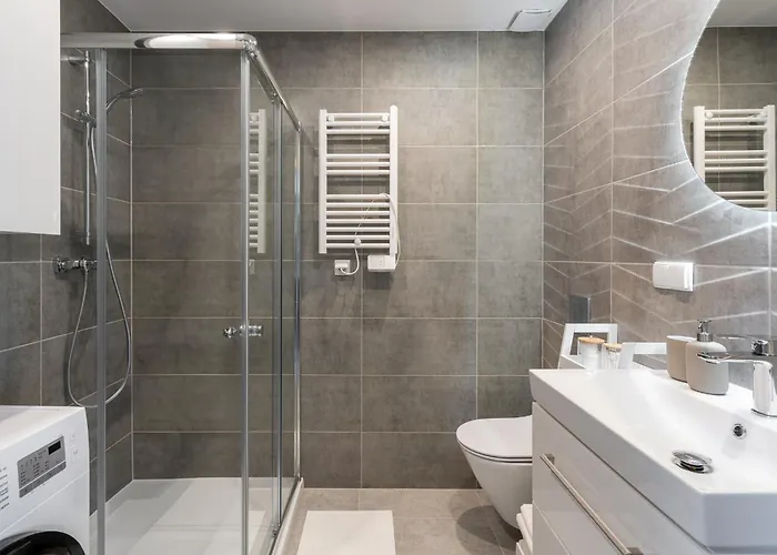 Staymoovers - Manialand Pod Krakowem Paszkówka